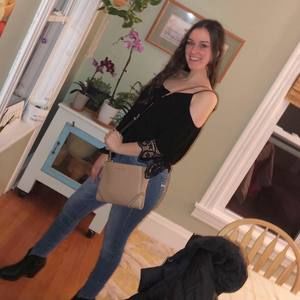 Meet your Posher, Julianna